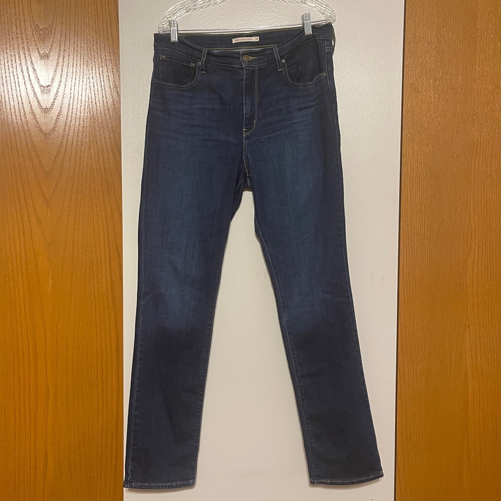 Levi’s 724 High Rise Straight Jeans